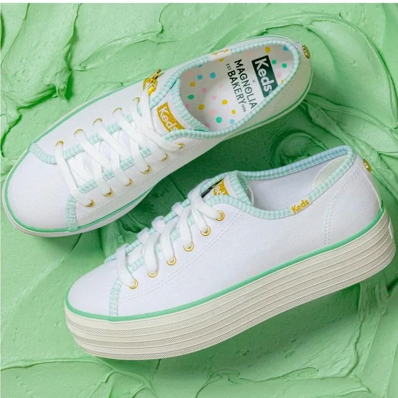 NIB$80 Keds x Magnolia Bakery sz 5 Triple Up Platform White Canvas Sneakers - Picture 2 of 3